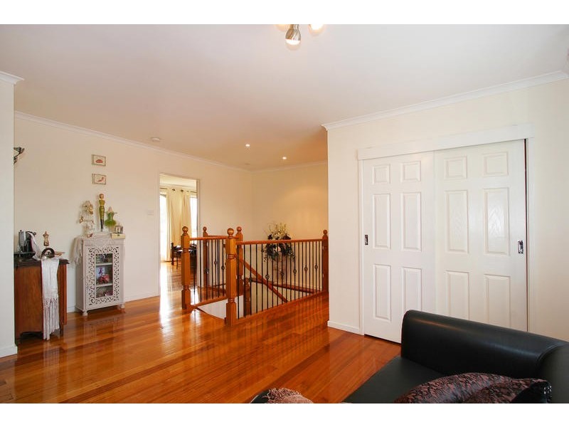 8 Pankina Court, Dingley Village VIC 3172