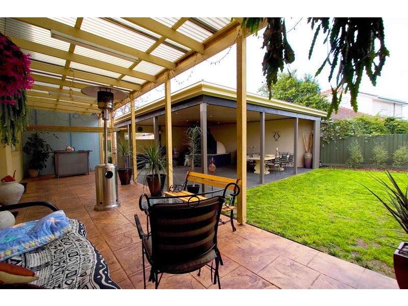 8 Pankina Court, Dingley Village VIC 3172