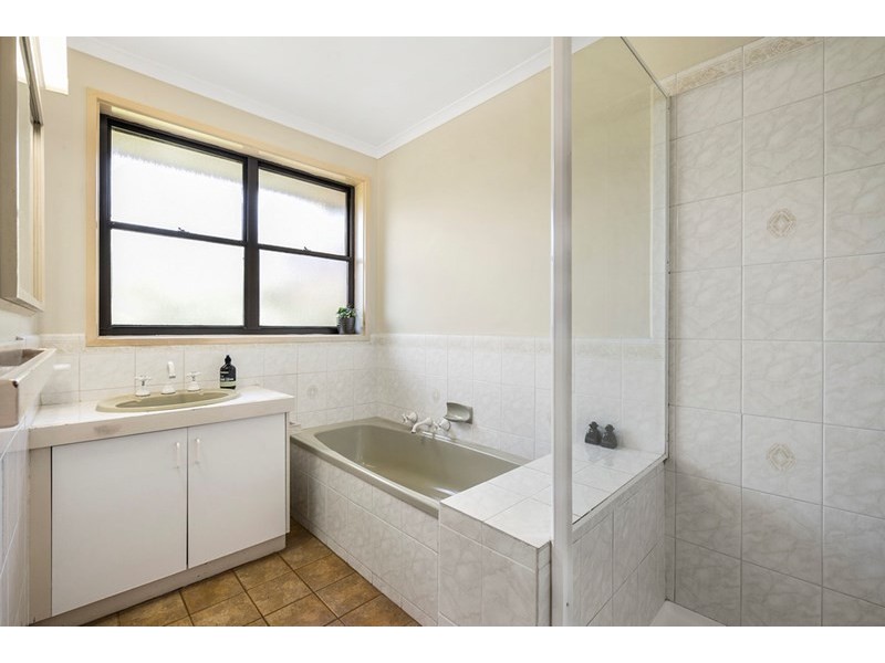 45 Howard Road, Dingley Village VIC 3172