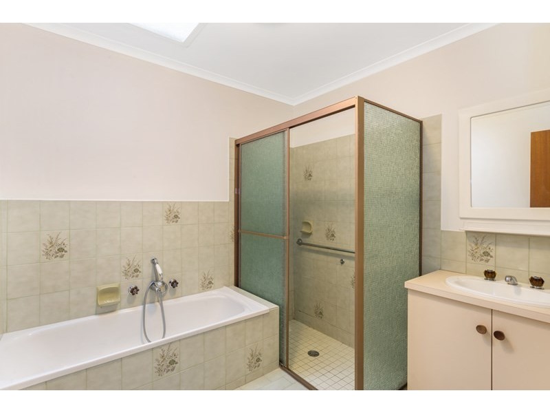 1/52-70 Centre Dandenong Road, Dingley Village VIC 3172