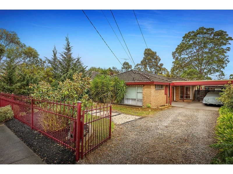 42 Kingswood Drive, Dingley Village VIC 3172