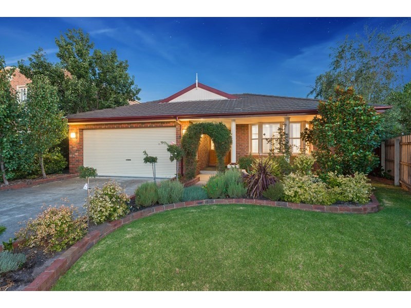 6 Fredman Court, Dingley Village VIC 3172