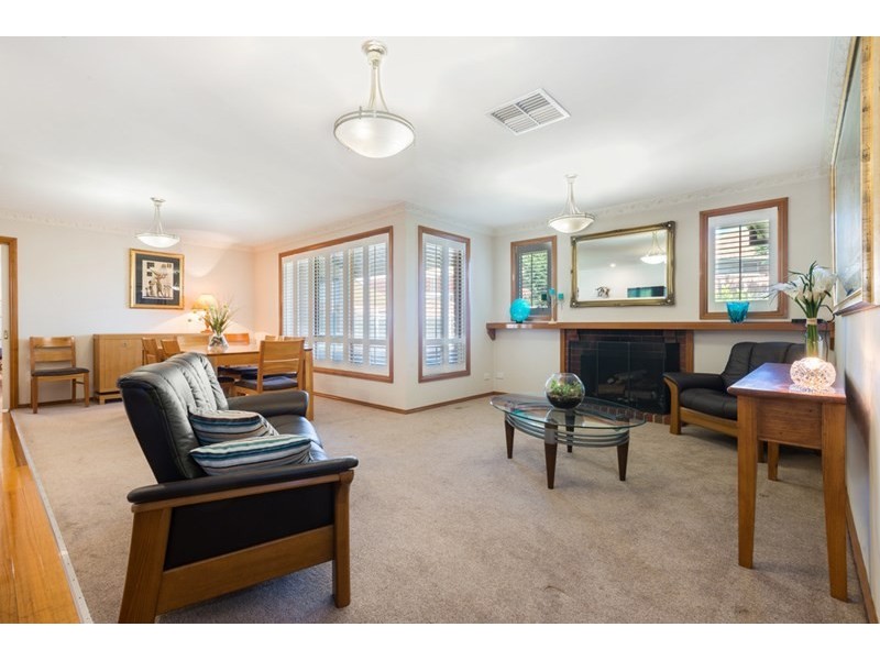 6 Fredman Court, Dingley Village VIC 3172