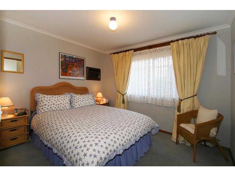 16 Nickson Close, Dingley Village VIC 3172