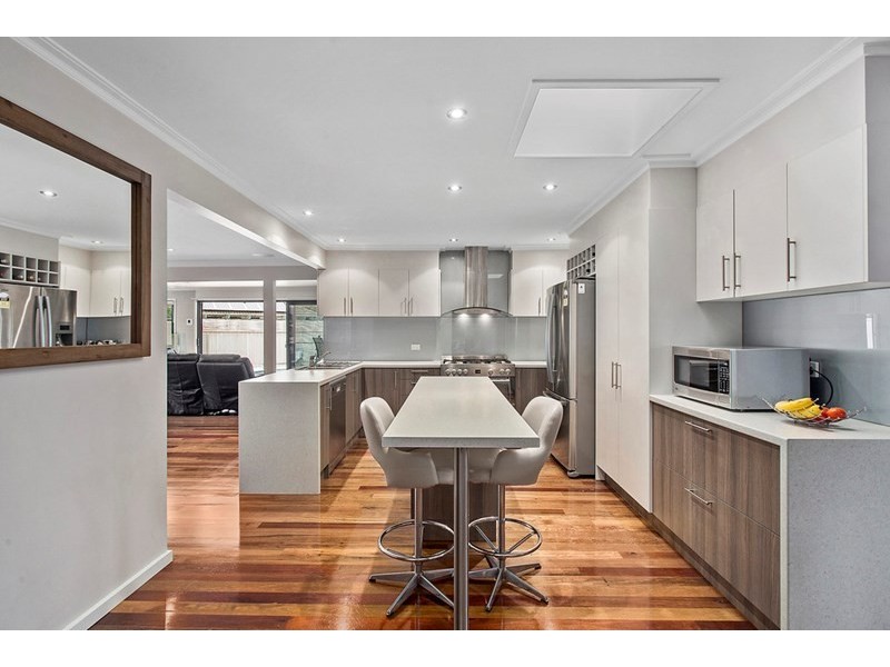 2 Imlach Court, Dingley Village VIC 3172