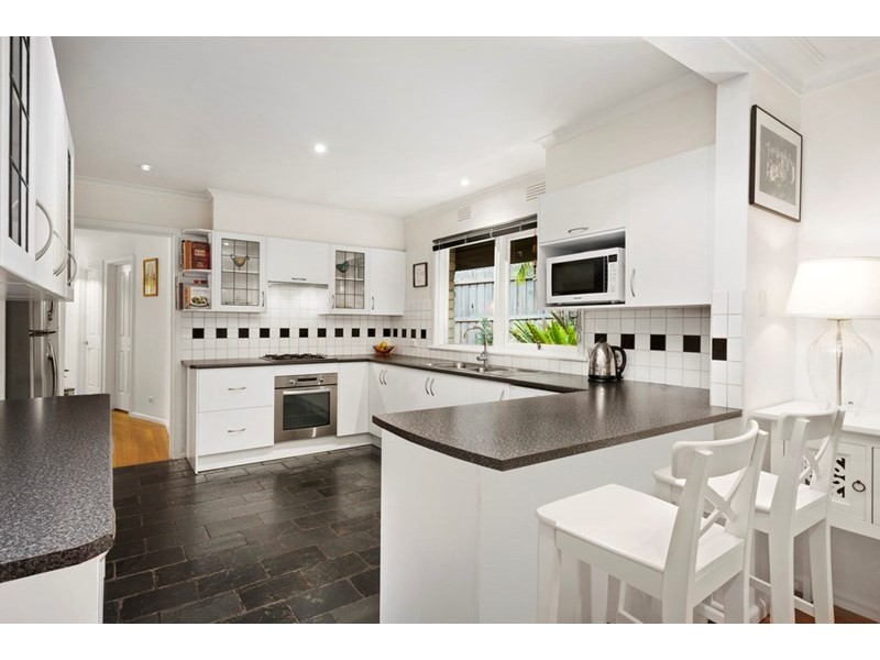 47 Kingswood Drive, Dingley Village VIC 3172