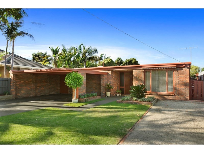 5 Mungari Street, Dingley Village VIC 3172