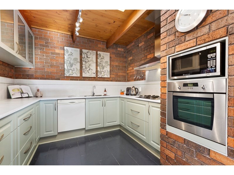 5 Mungari Street, Dingley Village VIC 3172