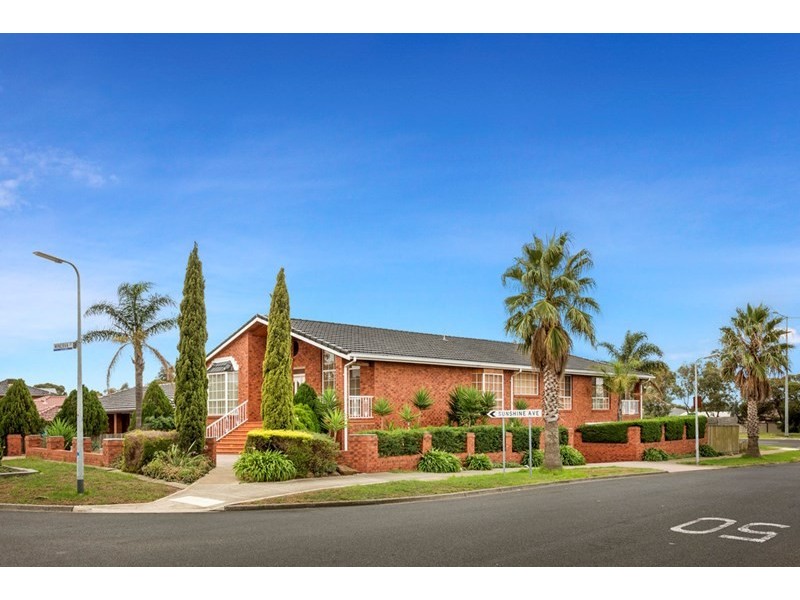 2 Minerva Crescent, Keilor Downs VIC 3038