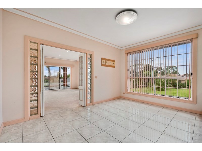 2 Minerva Crescent, Keilor Downs VIC 3038