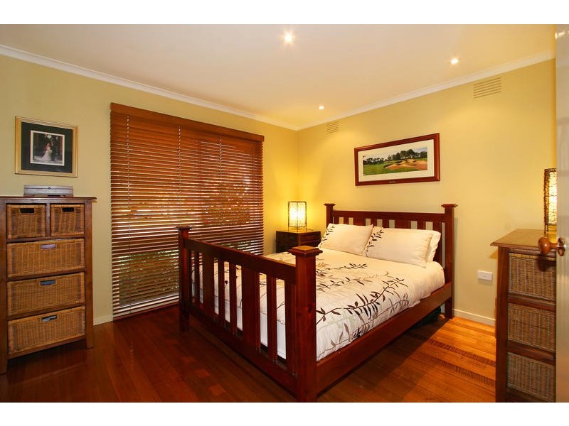 29 Timms Crescent, Dingley Village VIC 3172