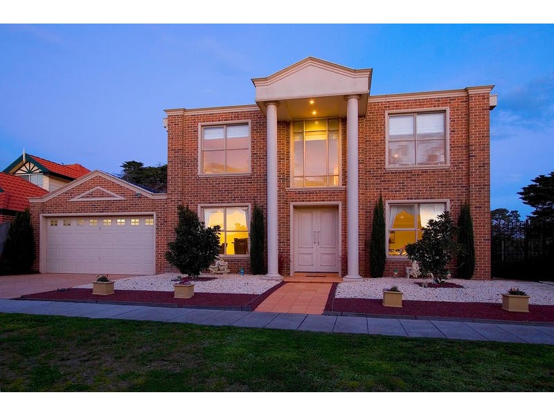 24 Christina Terrace, Dingley Village VIC 3172