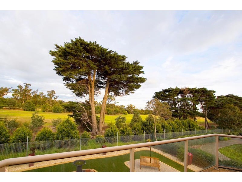 24 Christina Terrace, Dingley Village VIC 3172