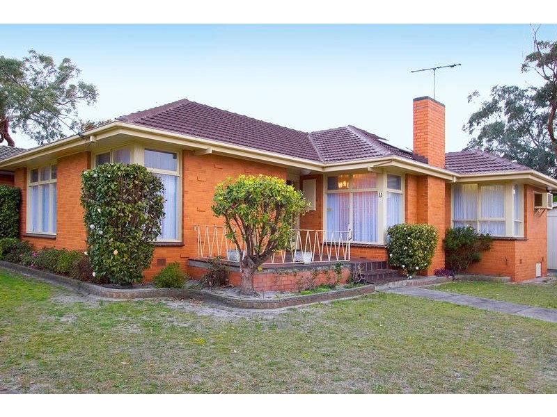 11 Yalambee Avenue, Aspendale VIC 3195