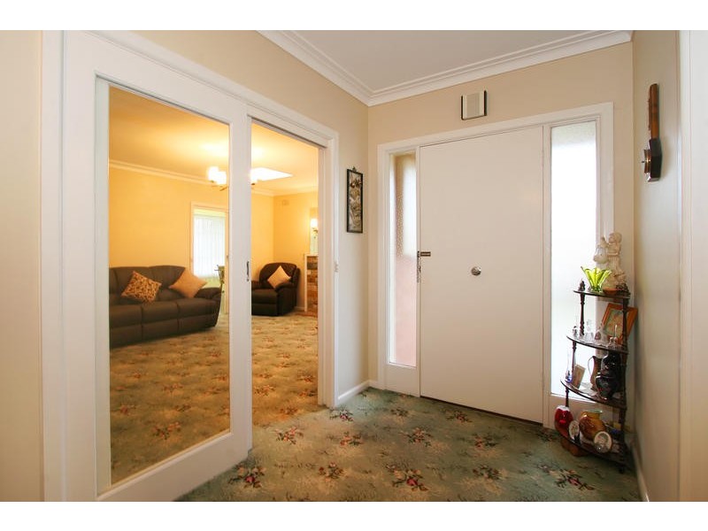 11 Yalambee Avenue, Aspendale VIC 3195