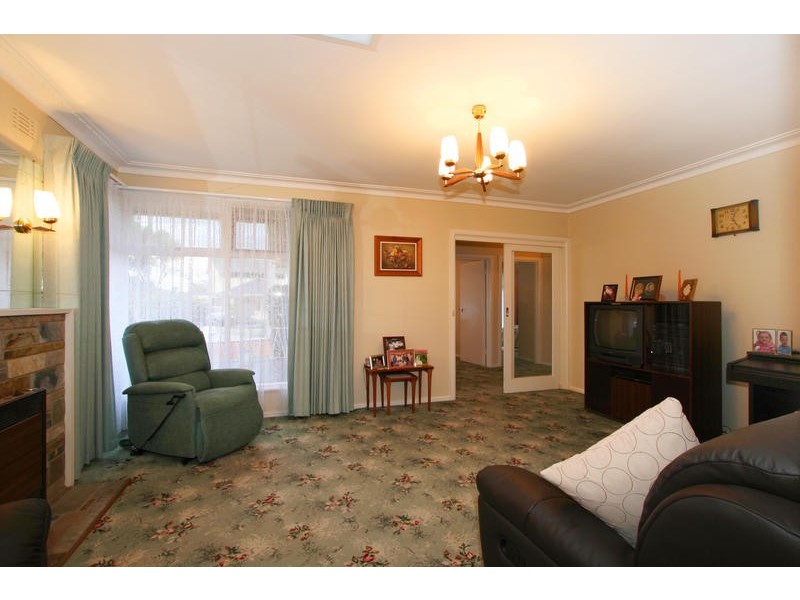 11 Yalambee Avenue, Aspendale VIC 3195