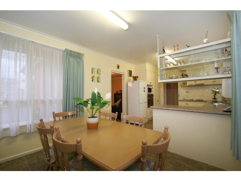 11 Yalambee Avenue, Aspendale VIC 3195