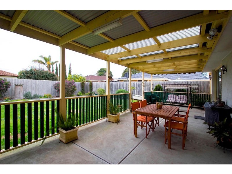 2 Rainsford Court, Dingley Village VIC 3172