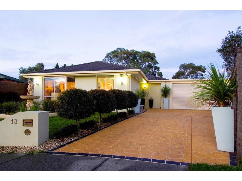 13 Rochelle Court, Aspendale Gardens VIC 3195