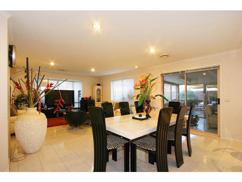 13 Rochelle Court, Aspendale Gardens VIC 3195