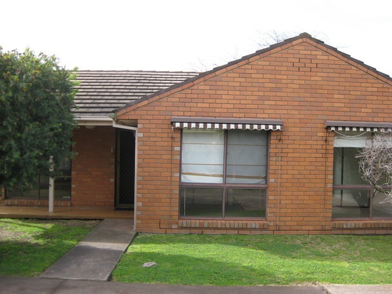 1/4A Campbell Grove, Dingley Village VIC 3172