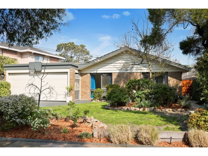 6 Lord Avenue, Dingley Village VIC 3172