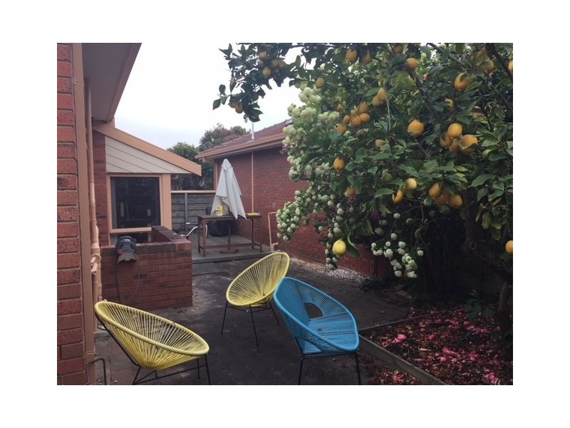 4 Lauren Close, Dingley Village VIC 3172