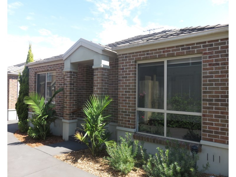 4/69 Centre Dandenong Road, Dingley Village VIC 3172