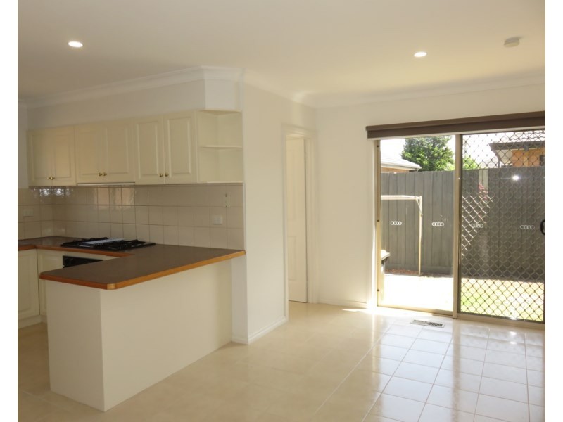 4/69 Centre Dandenong Road, Dingley Village VIC 3172