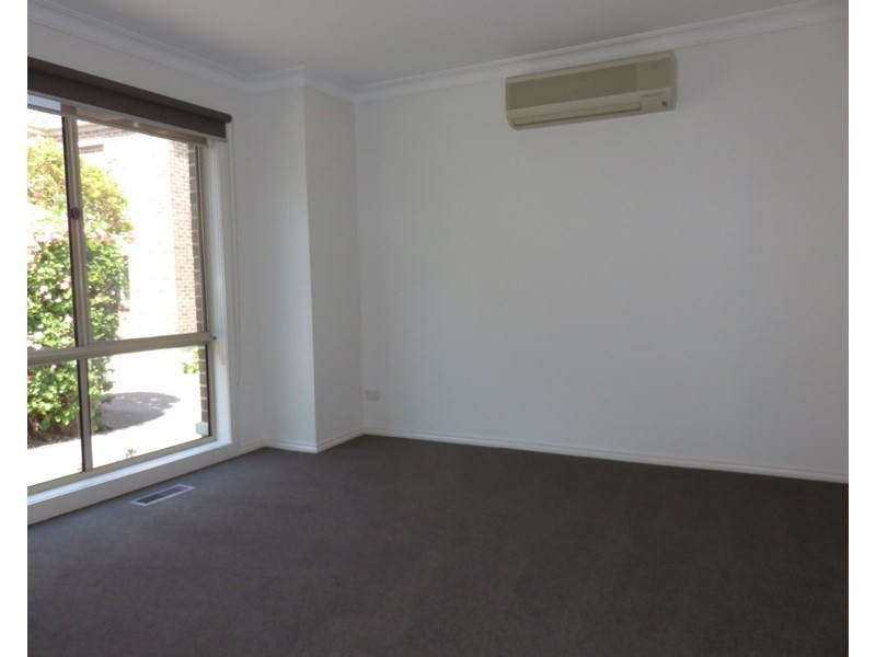 4/69 Centre Dandenong Road, Dingley Village VIC 3172