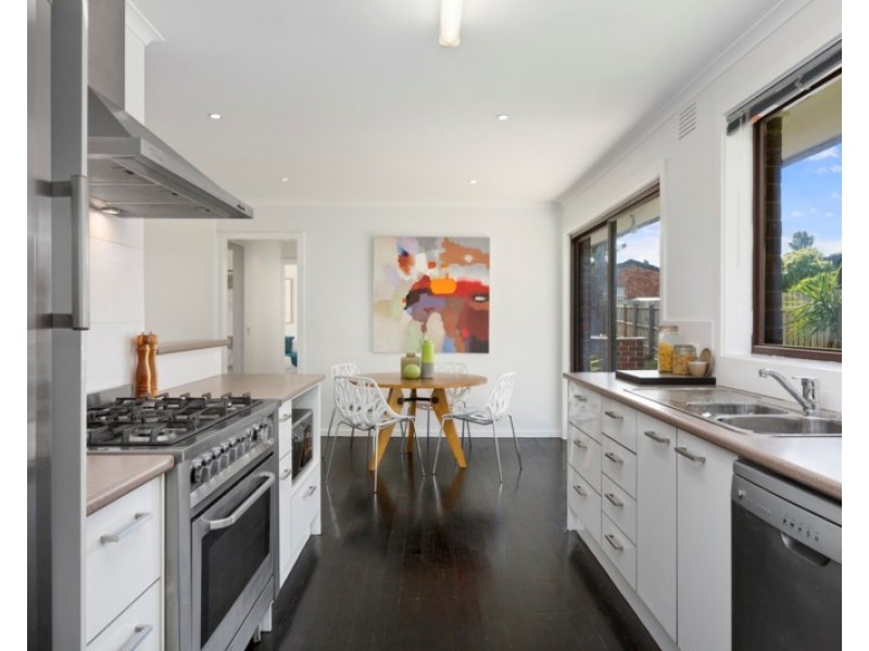 6 Shannon Court, Dingley Village VIC 3172