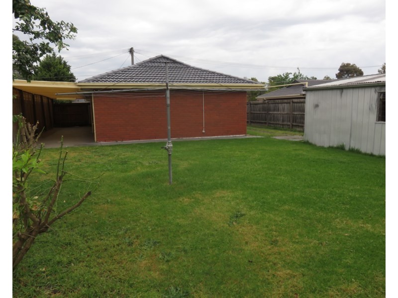11 Bridgewater Drive, Dingley Village VIC 3172