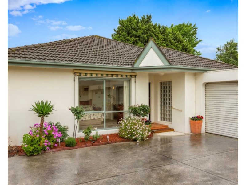 2/302 Spring Road, Dingley Village VIC 3172