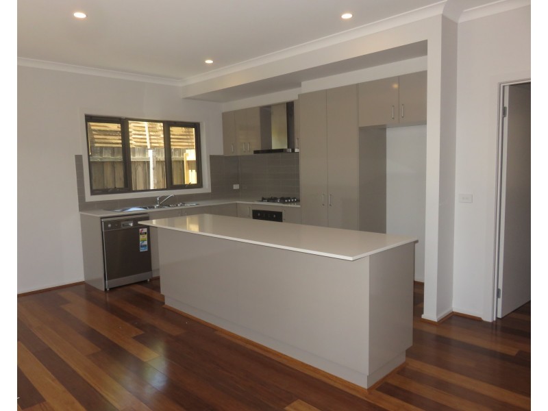 3/13 Lord Avenue, Dingley Village VIC 3172