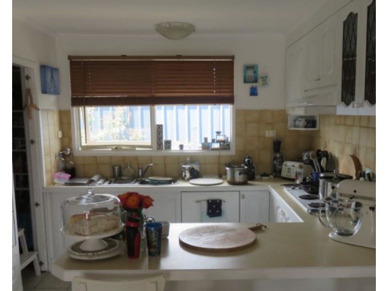 2 Dimar Court, Dingley Village VIC 3172