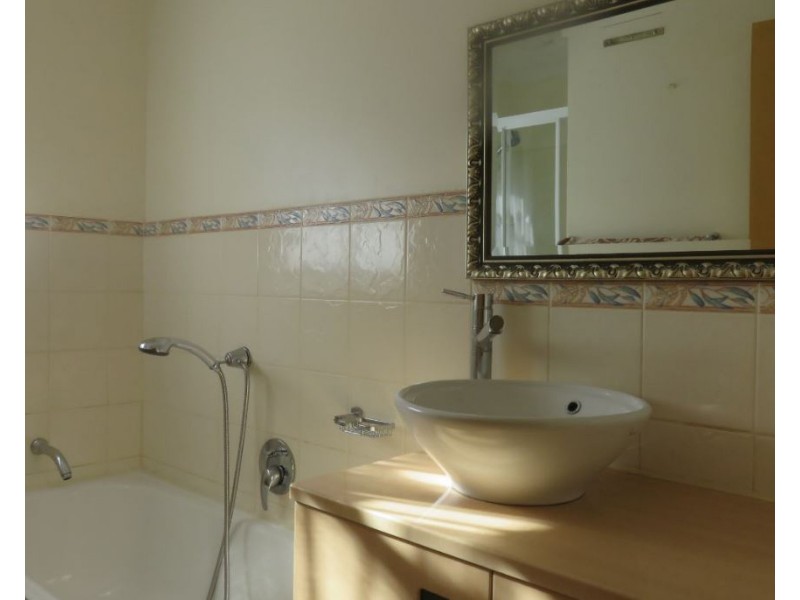 22 Plaza Crescent, Dingley Village VIC 3172