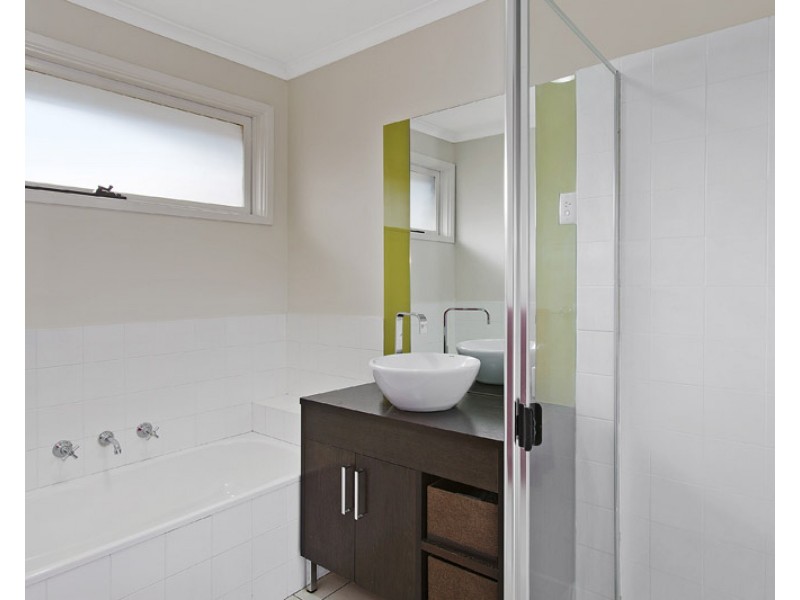 120 Howard Road, Dingley Village VIC 3172