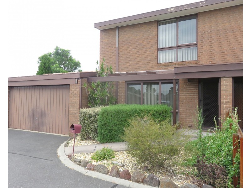 31 Oakwood Drive, Keysborough VIC 3173