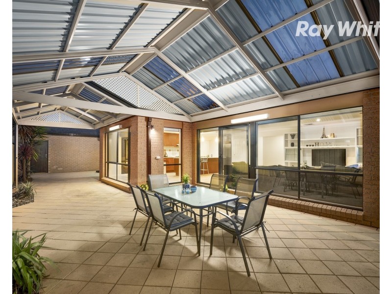 23 Heathland Way, Dingley Village VIC 3172