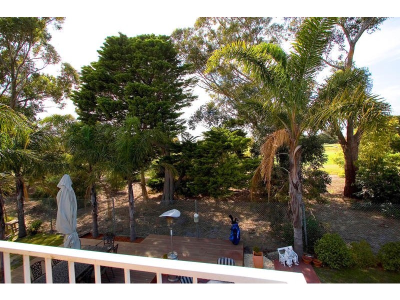 99 Beatrice Street, Cheltenham VIC 3192