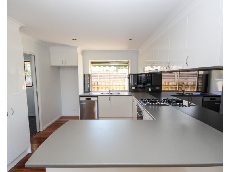 36 Village Drive, Dingley Village VIC 3172