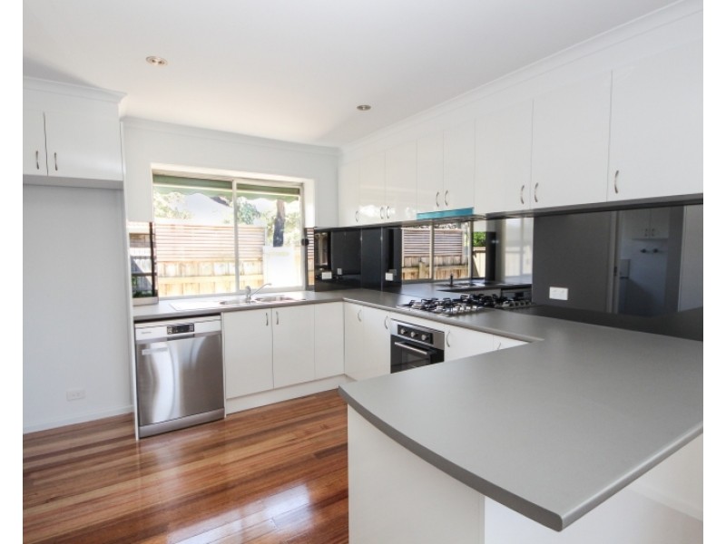 36 Village Drive, Dingley Village VIC 3172