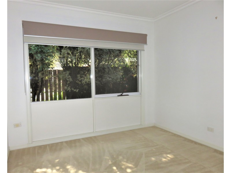 4/2-4 Greenview Close, Dingley Village VIC 3172