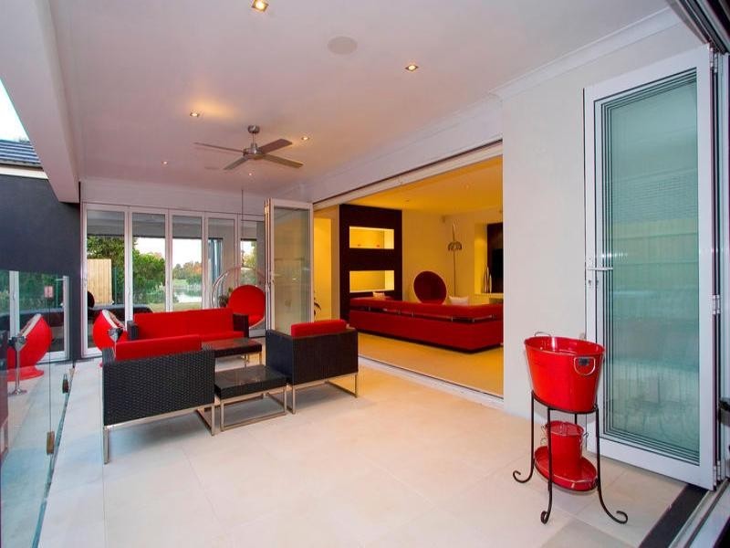 37 Christina Terrace, Dingley Village VIC 3172