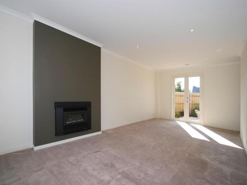 1/29 Forest Park Road, Dingley Village VIC 3172