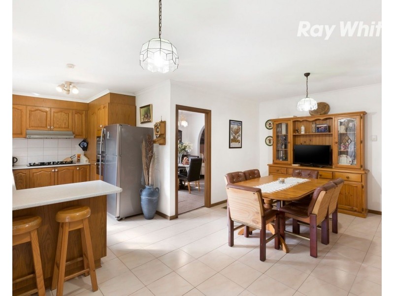 11 Casey Close, Springvale South VIC 3172