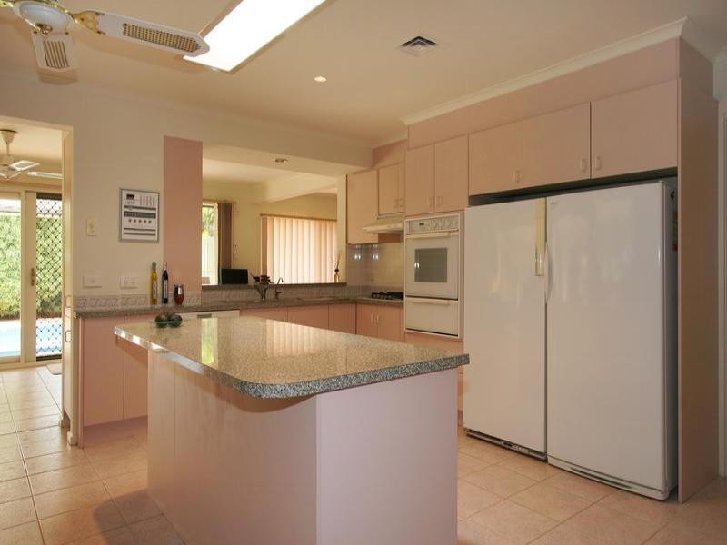 9 Lumeah Court, Dingley Village VIC 3172