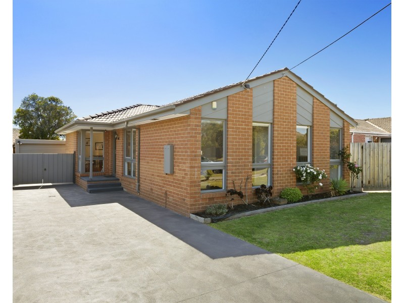 4 Sandleford Place, Dingley Village VIC 3172
