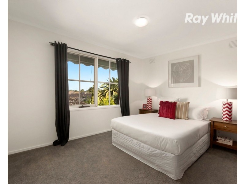 2 Willy Court, Dingley Village VIC 3172