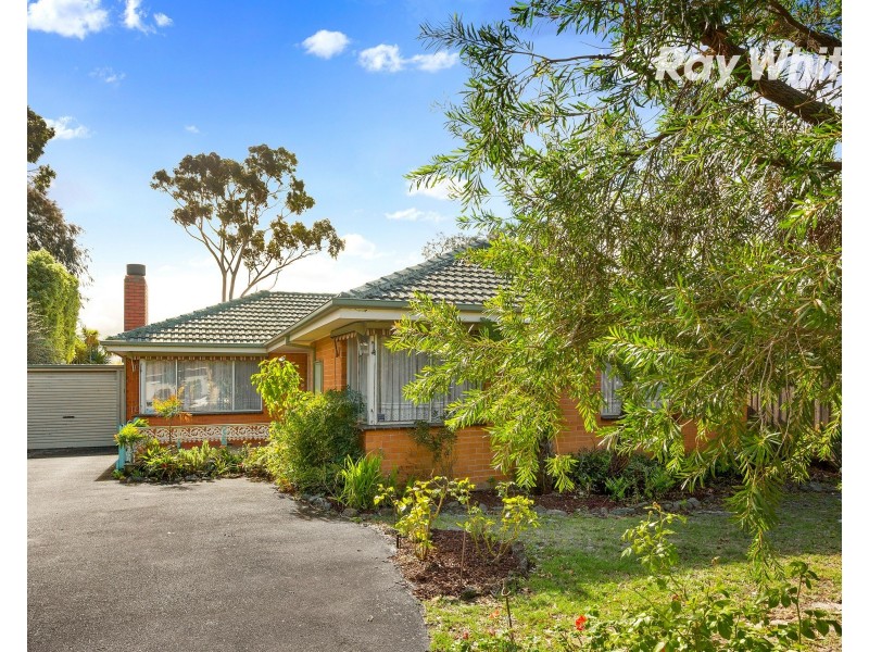 3 Kingswood Drive, Dingley Village VIC 3172